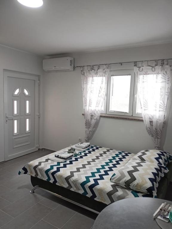 Studio apartman Maria Apartment Kastela Bagian luar foto